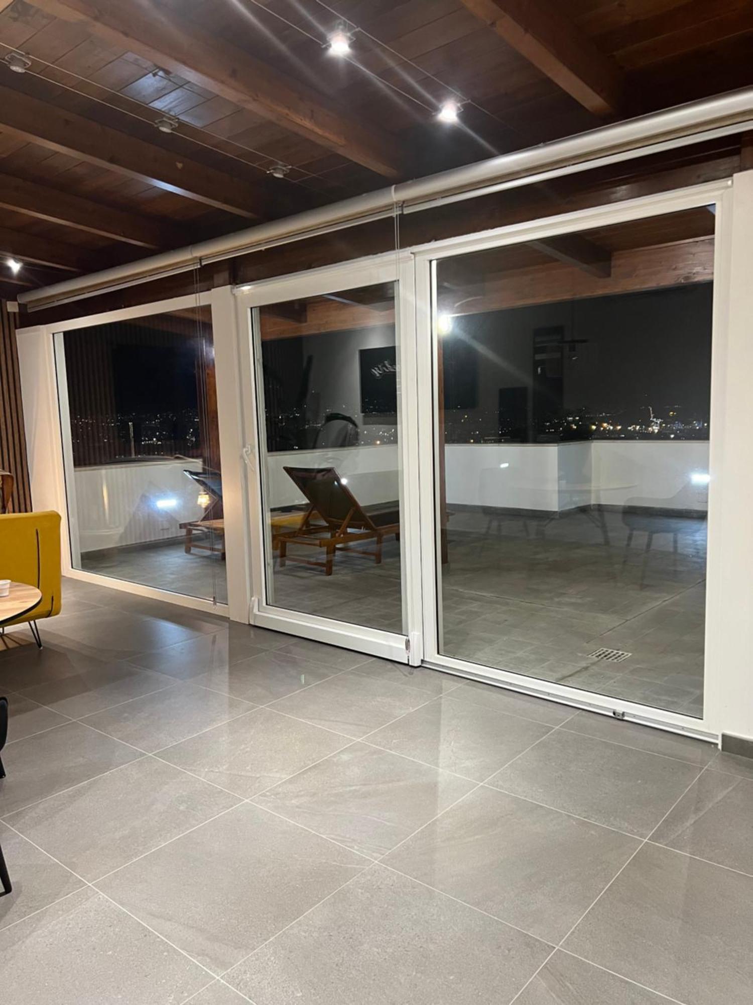 Nana Home Неаполь Екстер'єр фото